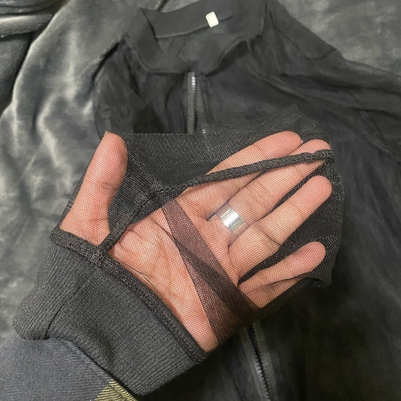 Mesh zipper shirt - Picture 2 of 2